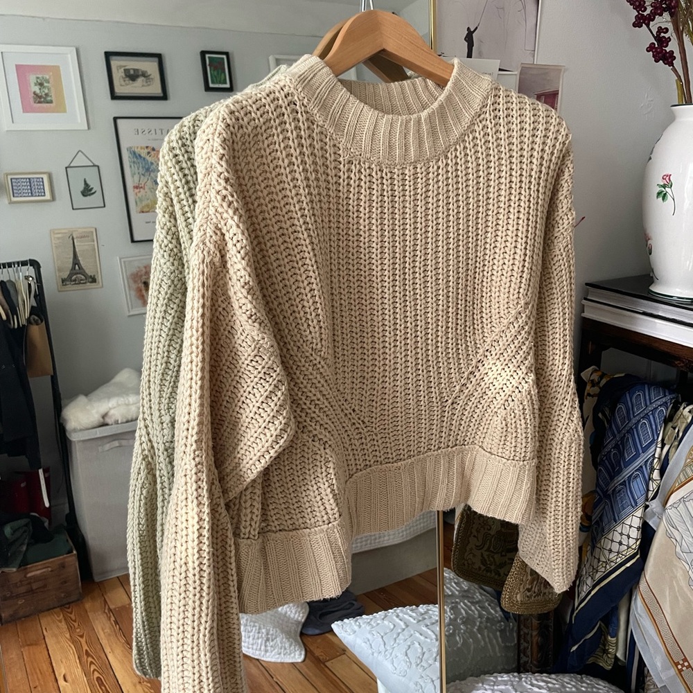 Chunky knit cropped sweater